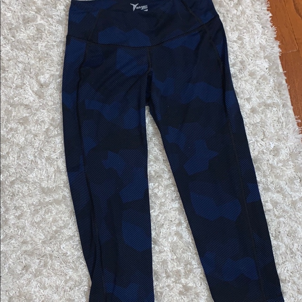 5 for $10 Black and blue cropped leggings